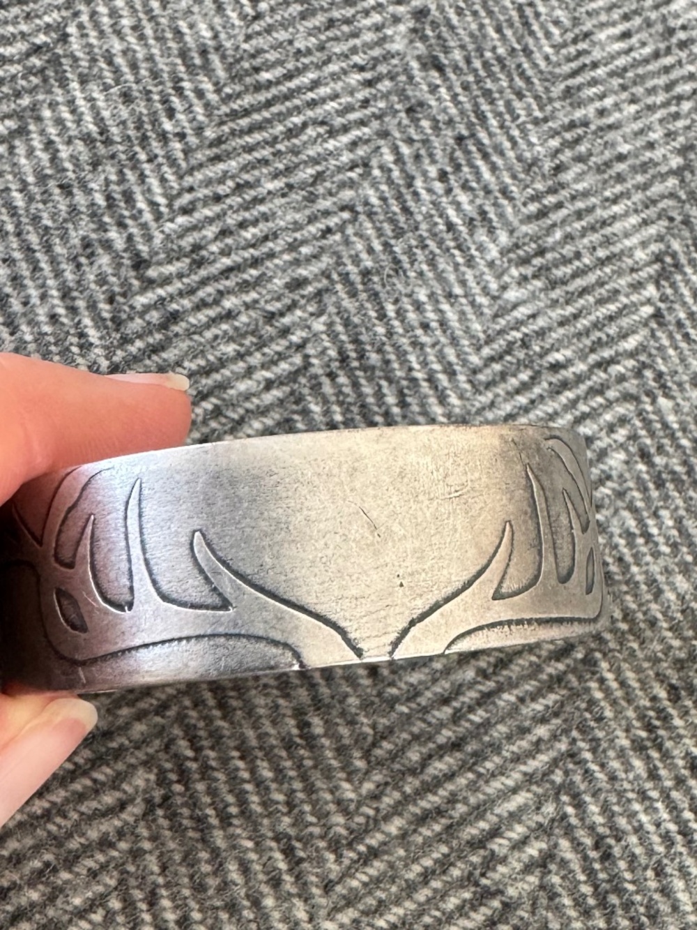 SUPER CUTE SILVER COLORING, ANTLER  BRACELET